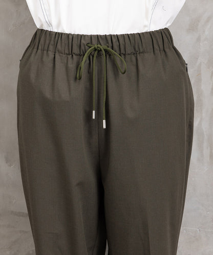 21号(6L～) トロピカルウールセンタープレステーパードパンツ