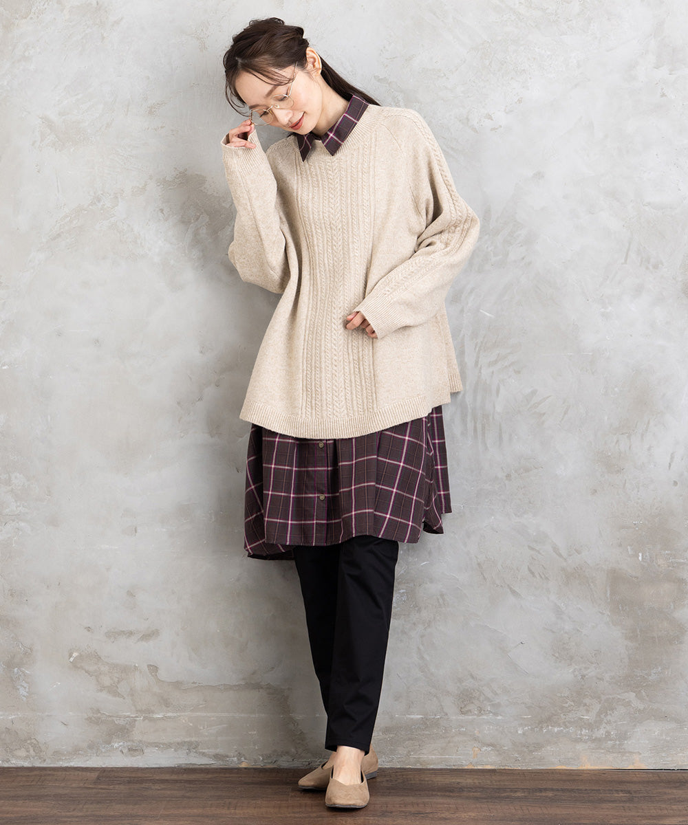 コットンストレッチテーパードパンツ