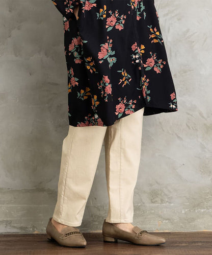 ハイテンションテーパードパンツ