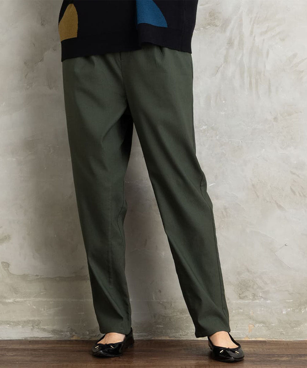 ハイテンションテーパードパンツ