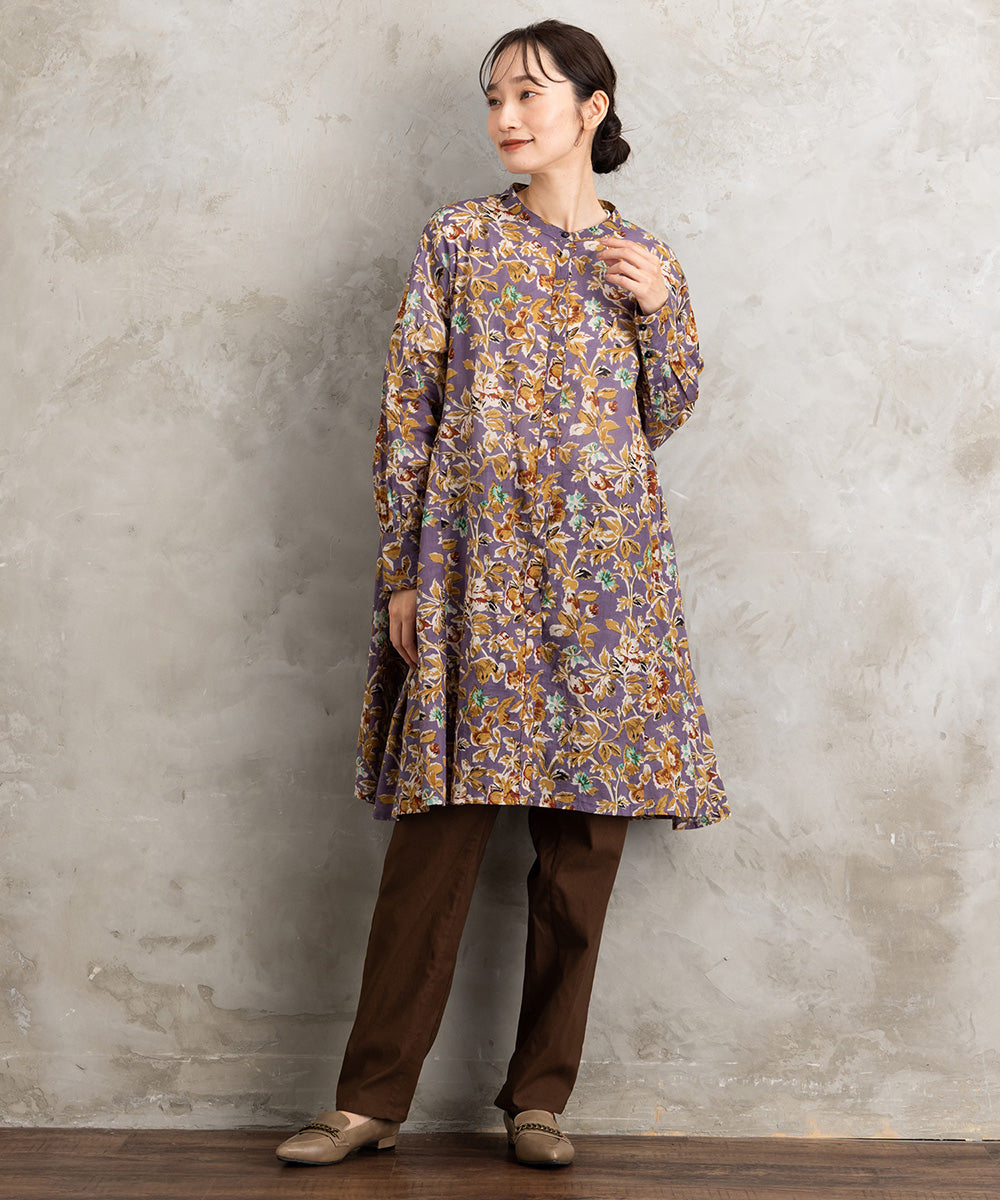 ハイテンションテーパードパンツ