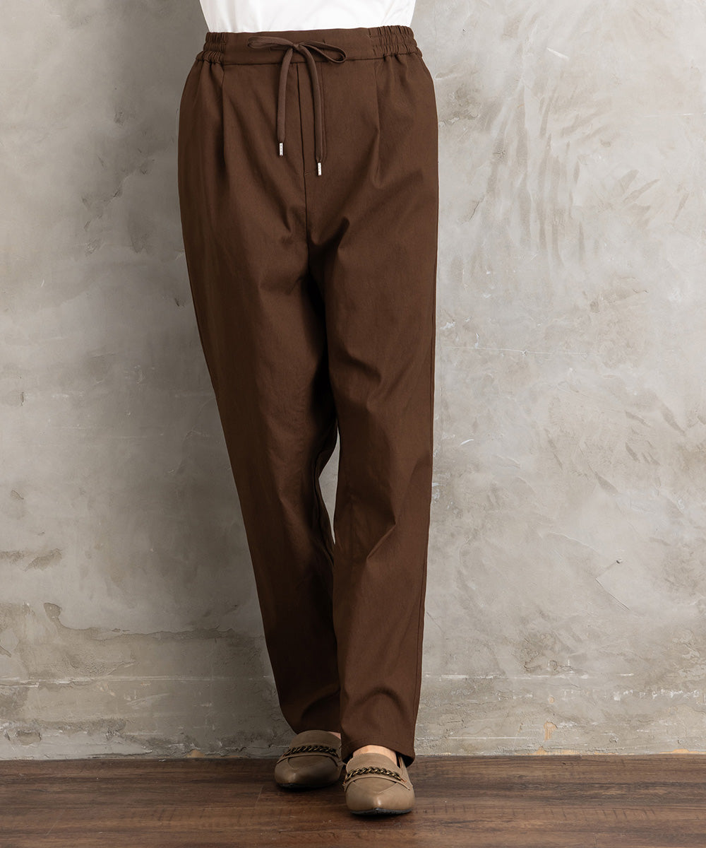 ハイテンションテーパードパンツ