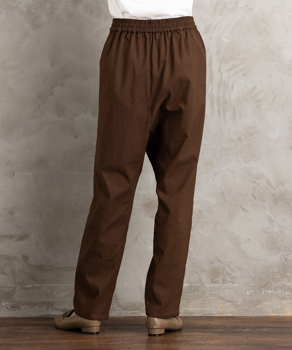 ハイテンションテーパードパンツ