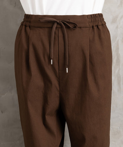 ハイテンションテーパードパンツ