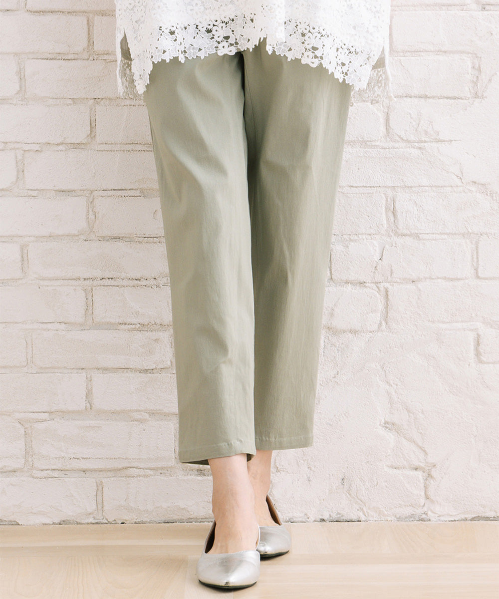 ハイテンションテーパードパンツ