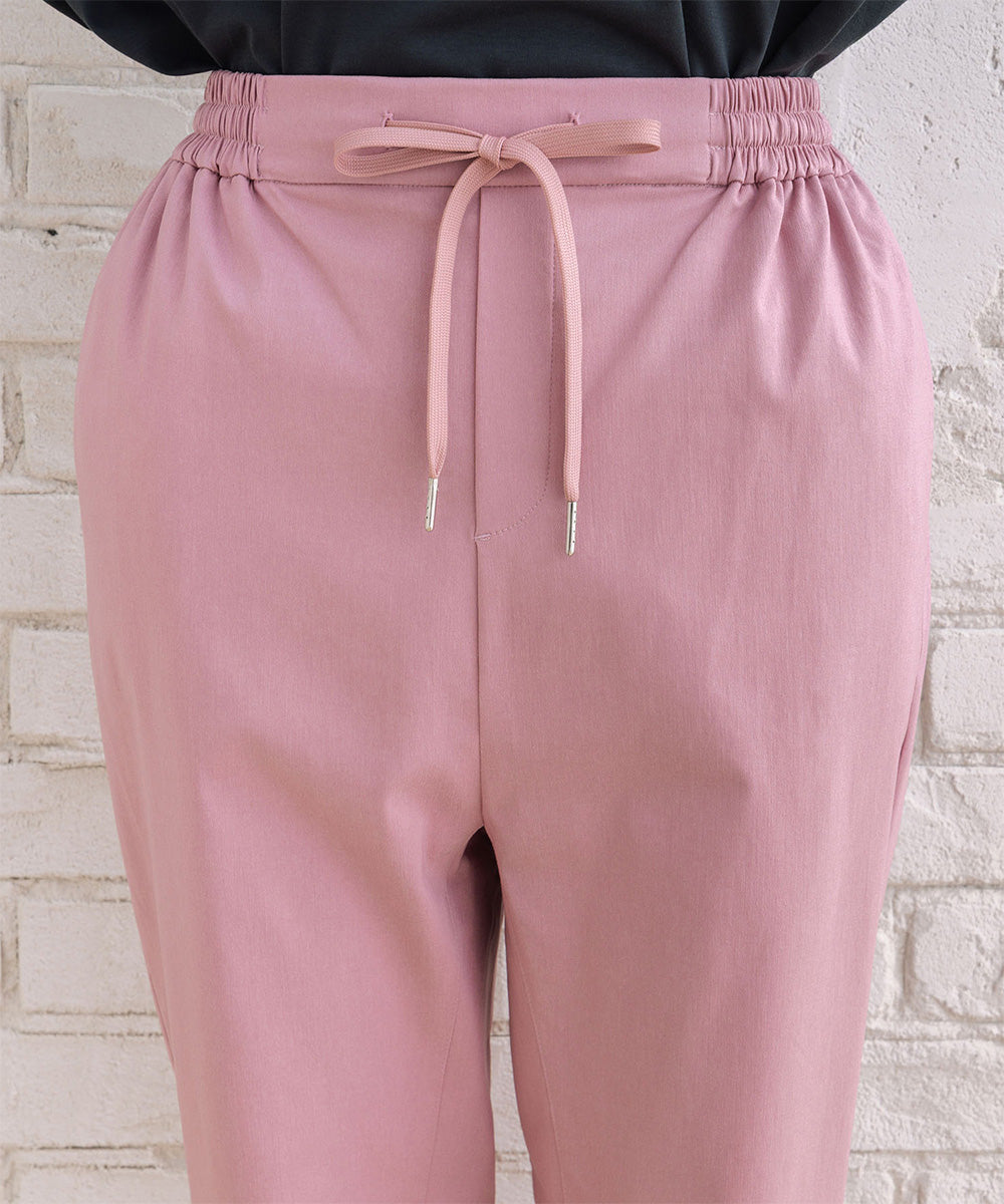 ハイテンションテーパードパンツ