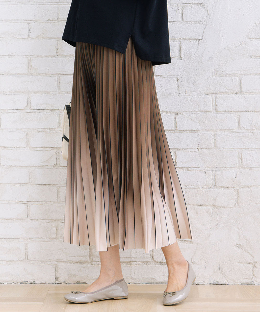 グラデーションプリーツスカート