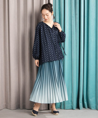 グラデーションプリーツスカート