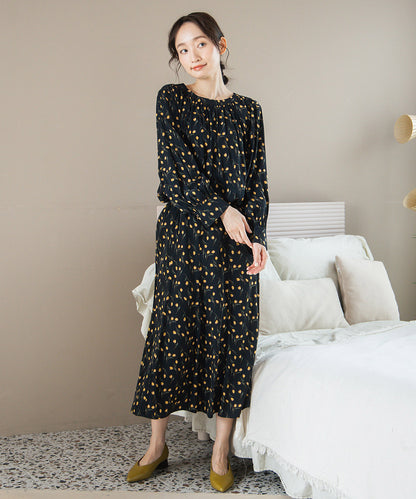 パウダーサテンチューリッププリントスカート