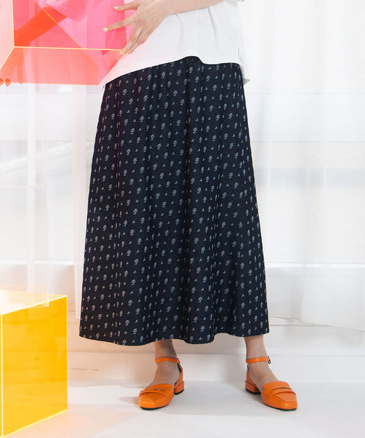 フラワージャカードデニムスカート