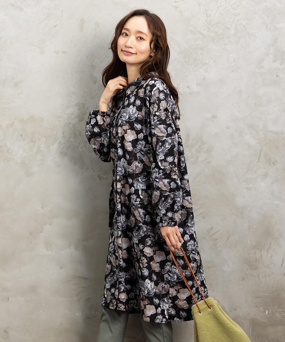 スプレッドフラワープリントチュニック
