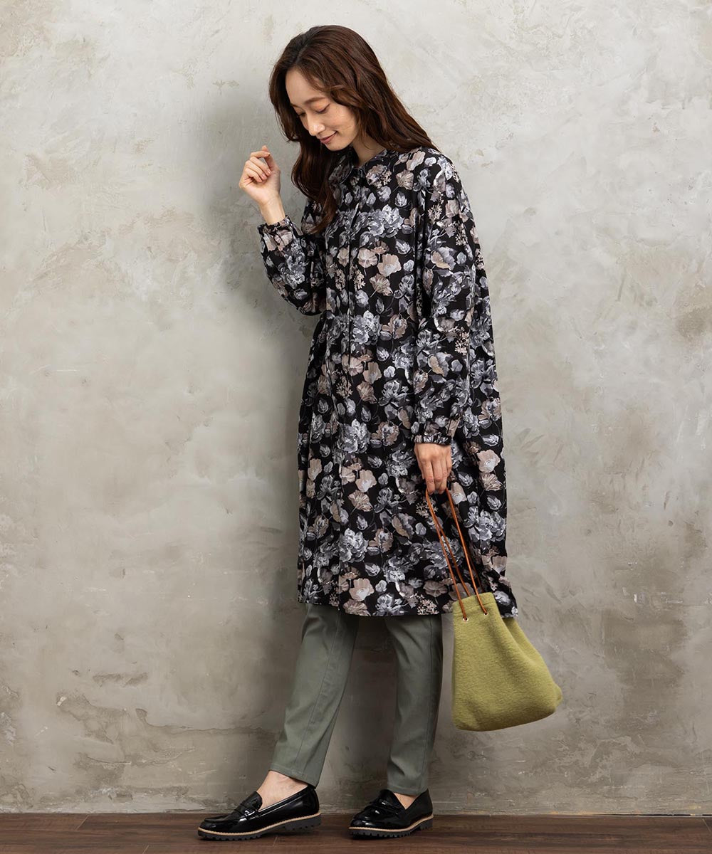 スプレッドフラワープリントチュニック