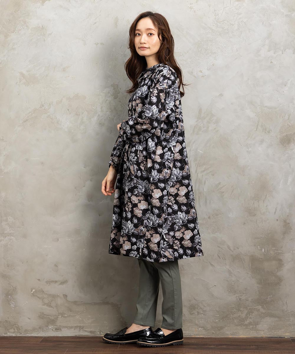 スプレッドフラワープリントチュニック