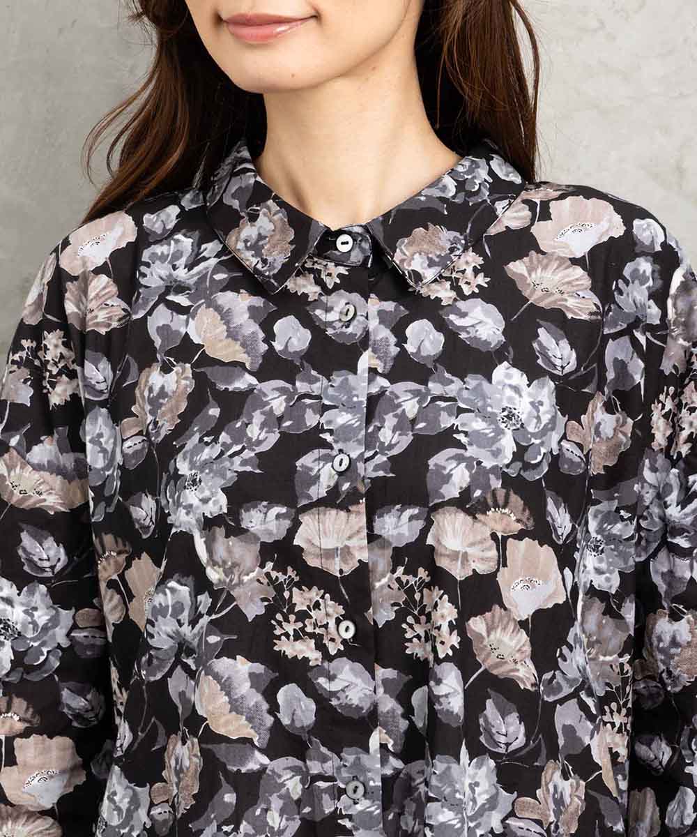 スプレッドフラワープリントチュニック