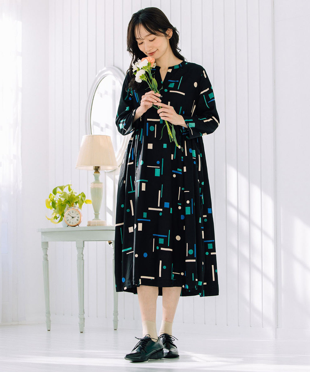 INDESIGN カラフルジオメトリックワンピース