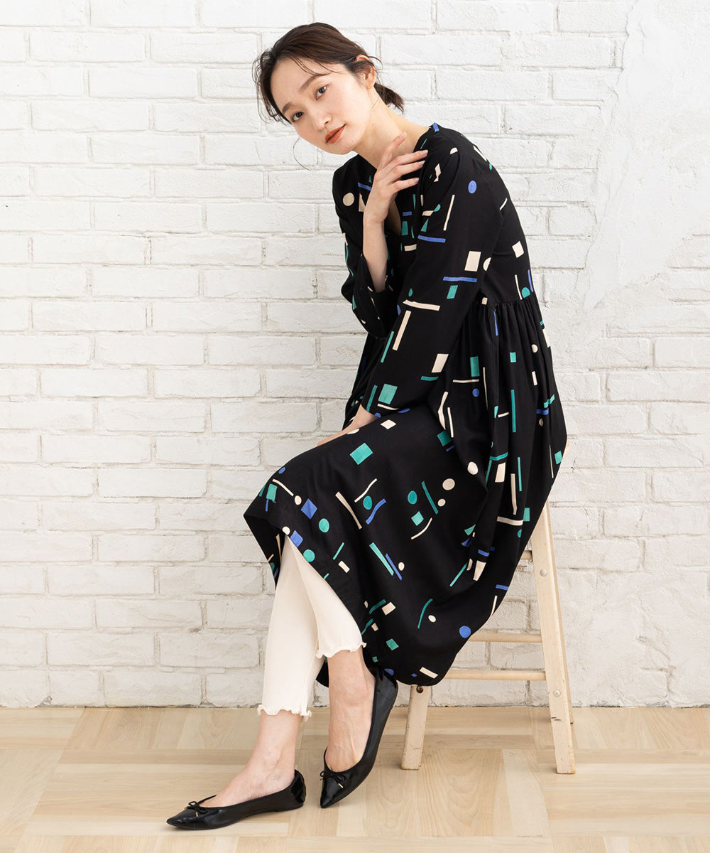 INDESIGN カラフルジオメトリックワンピース