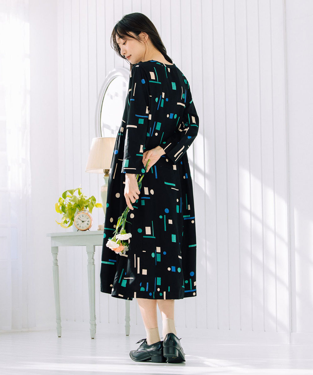 INDESIGN カラフルジオメトリックワンピース