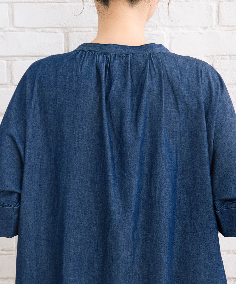 INDESIGN ハンドスモッキングデニムチュニック