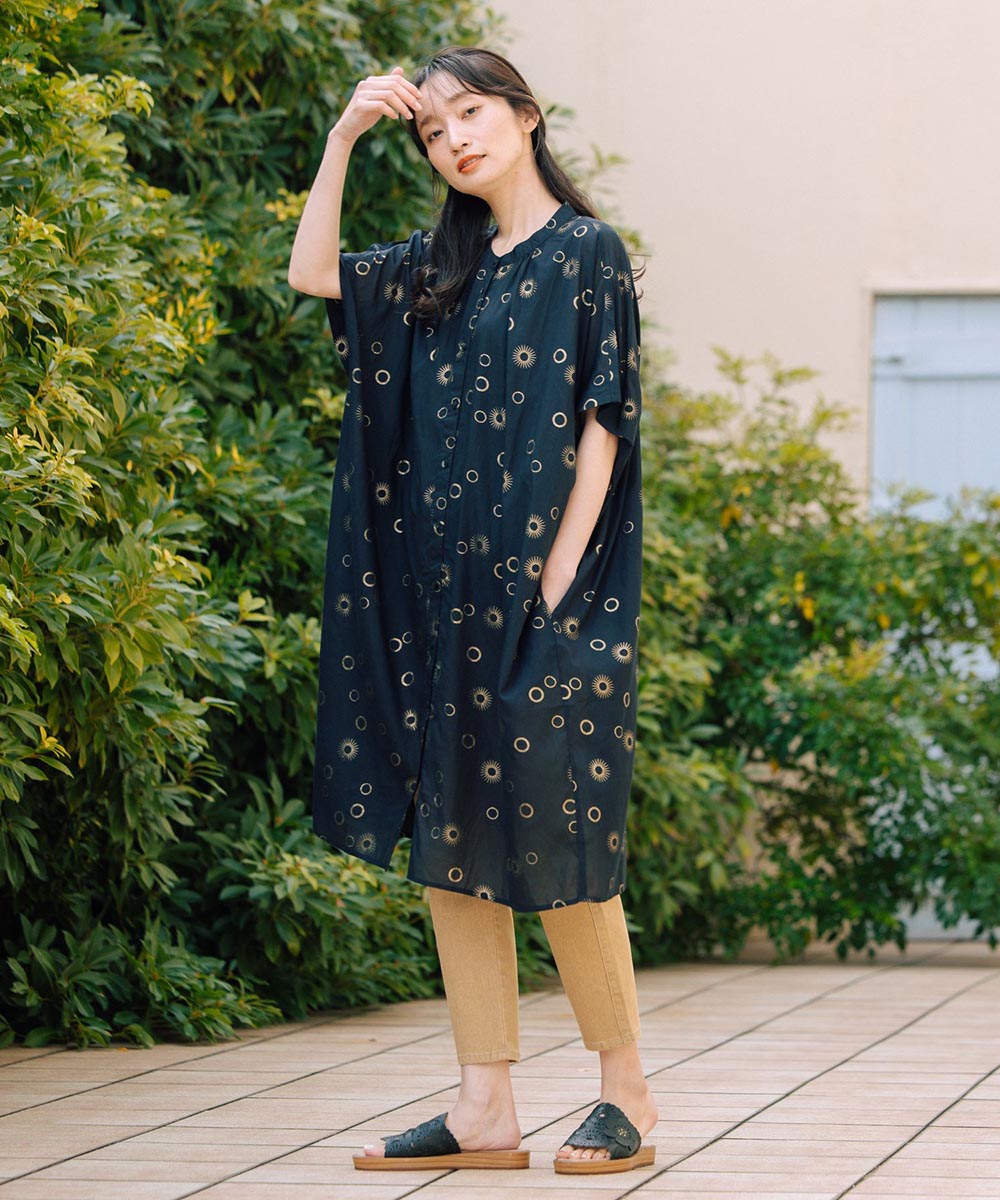 21号(6L～) INDESIGN スシボイルサークルホイルプリントワンピース