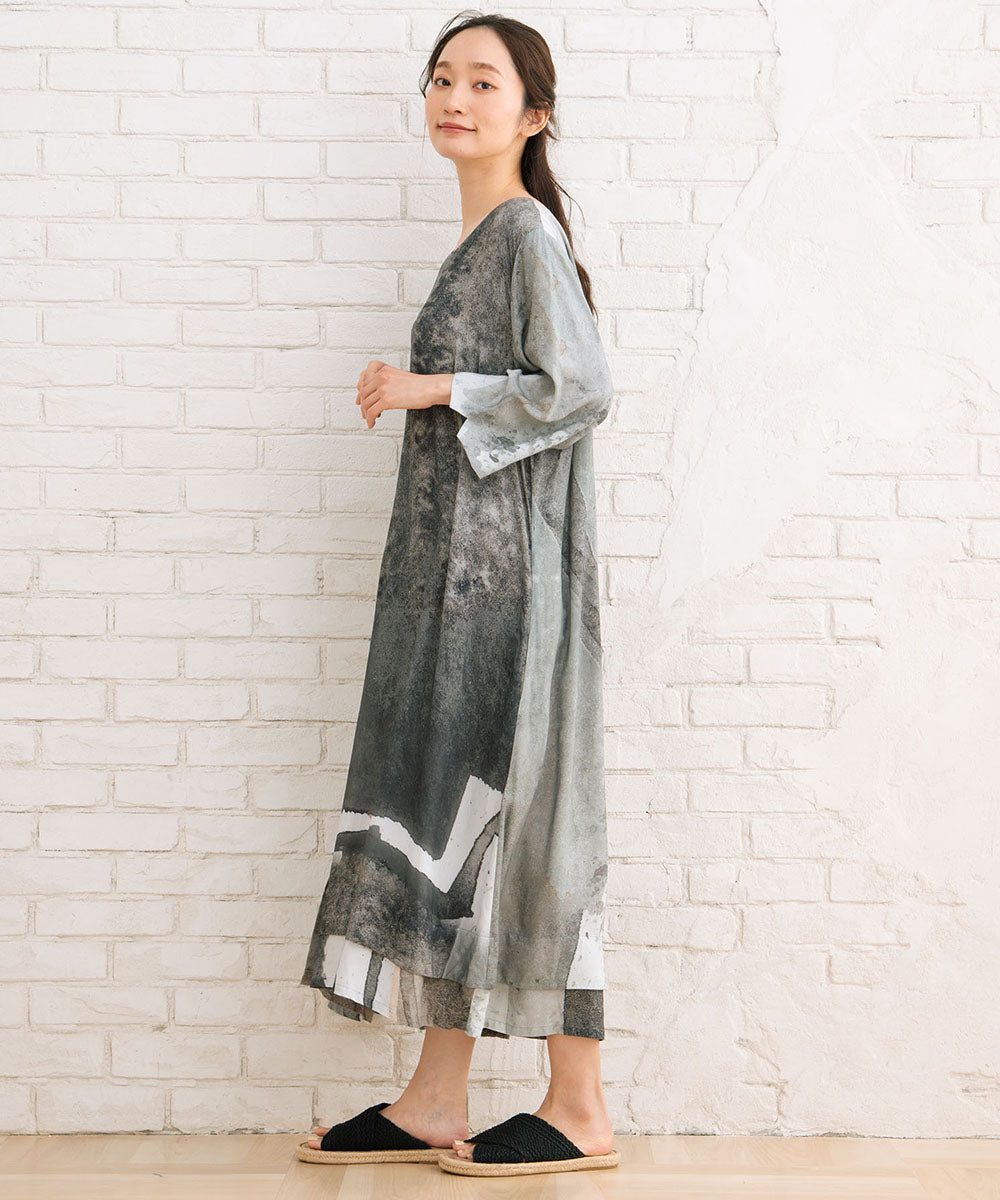 K COLLECTION アブストラクトプリント5分袖ワンピース