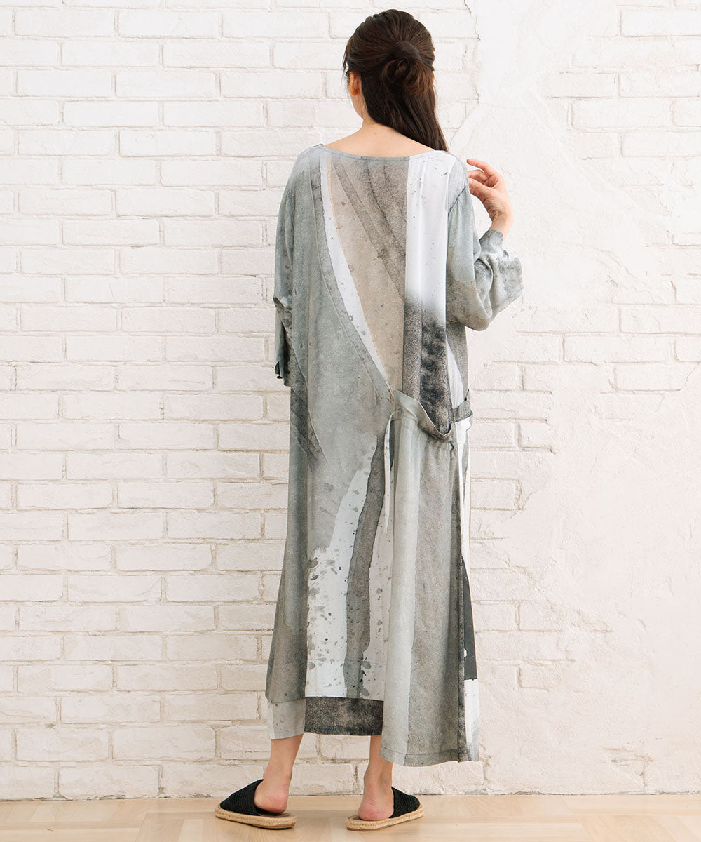 K COLLECTION アブストラクトプリント5分袖ワンピース