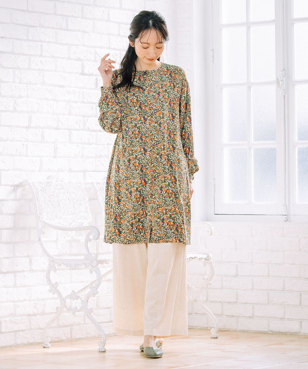 21号(6L～) フラワープリントチュニック