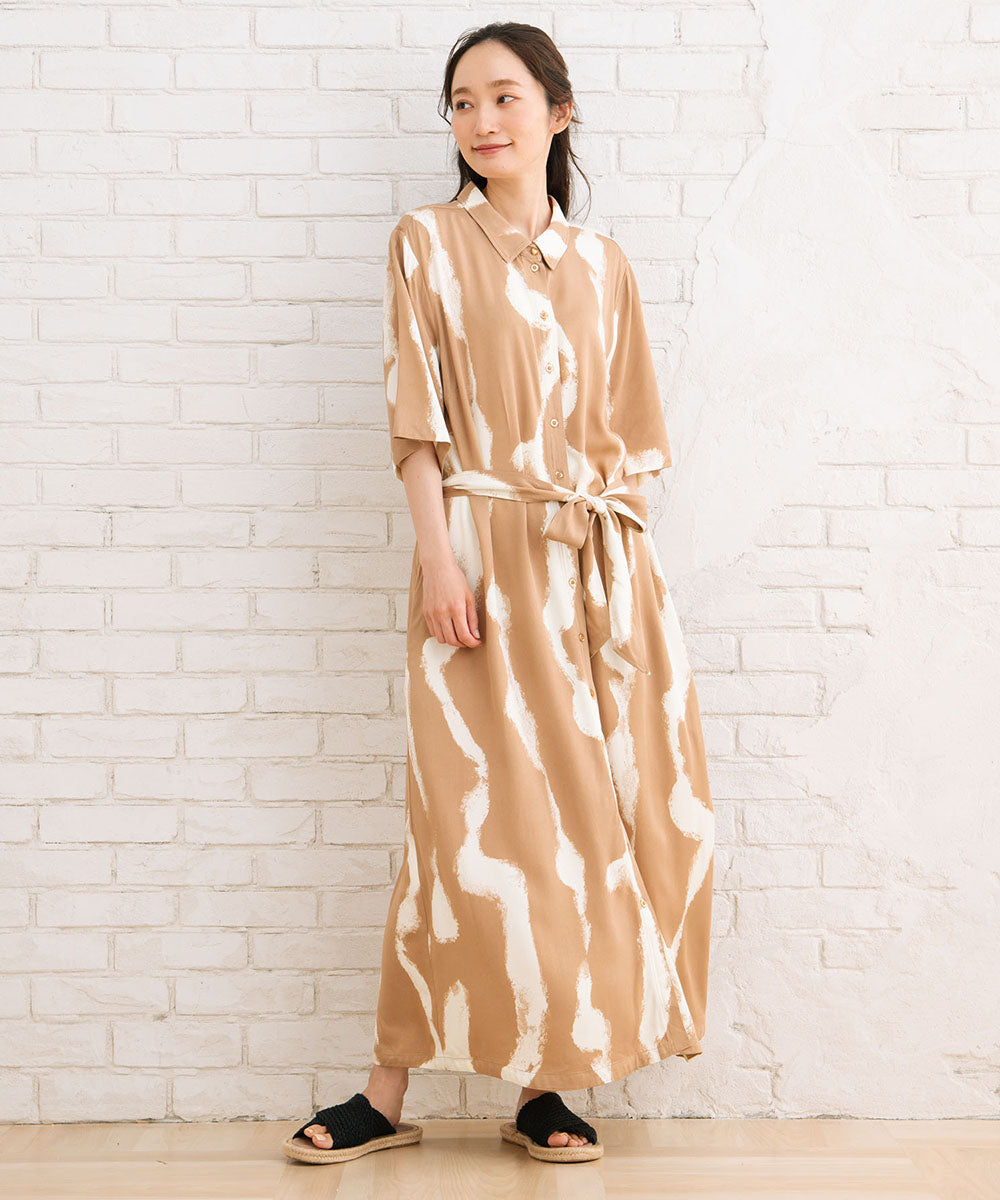 NUMPH ブラーラインプリントワンピース