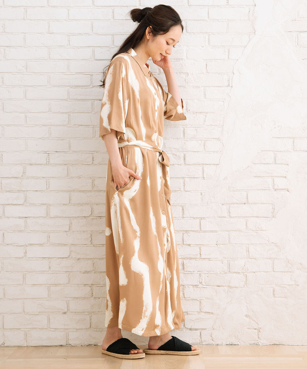 NUMPH ブラーラインプリントワンピース