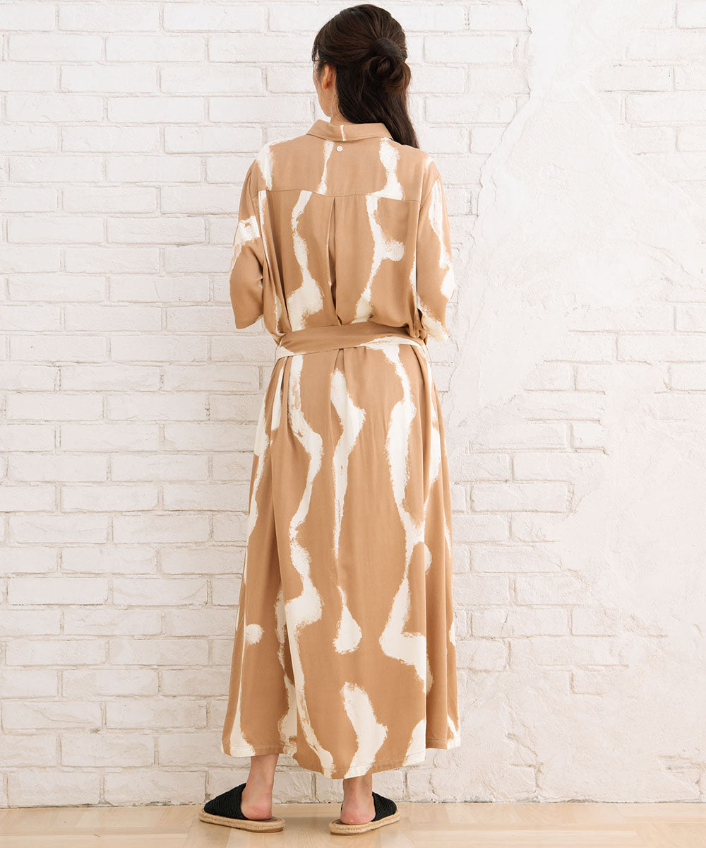 NUMPH ブラーラインプリントワンピース