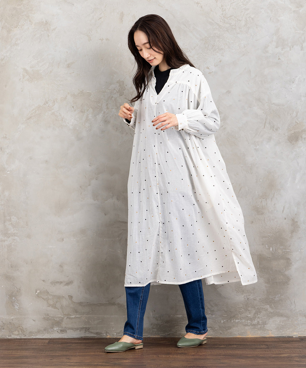 21号(6L～) ホイルドットプリントキーネックワンピース