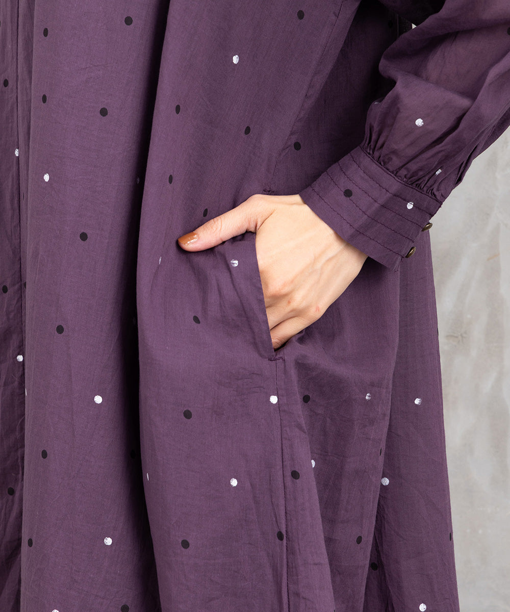 21号(6L～) ホイルドットプリントキーネックワンピース