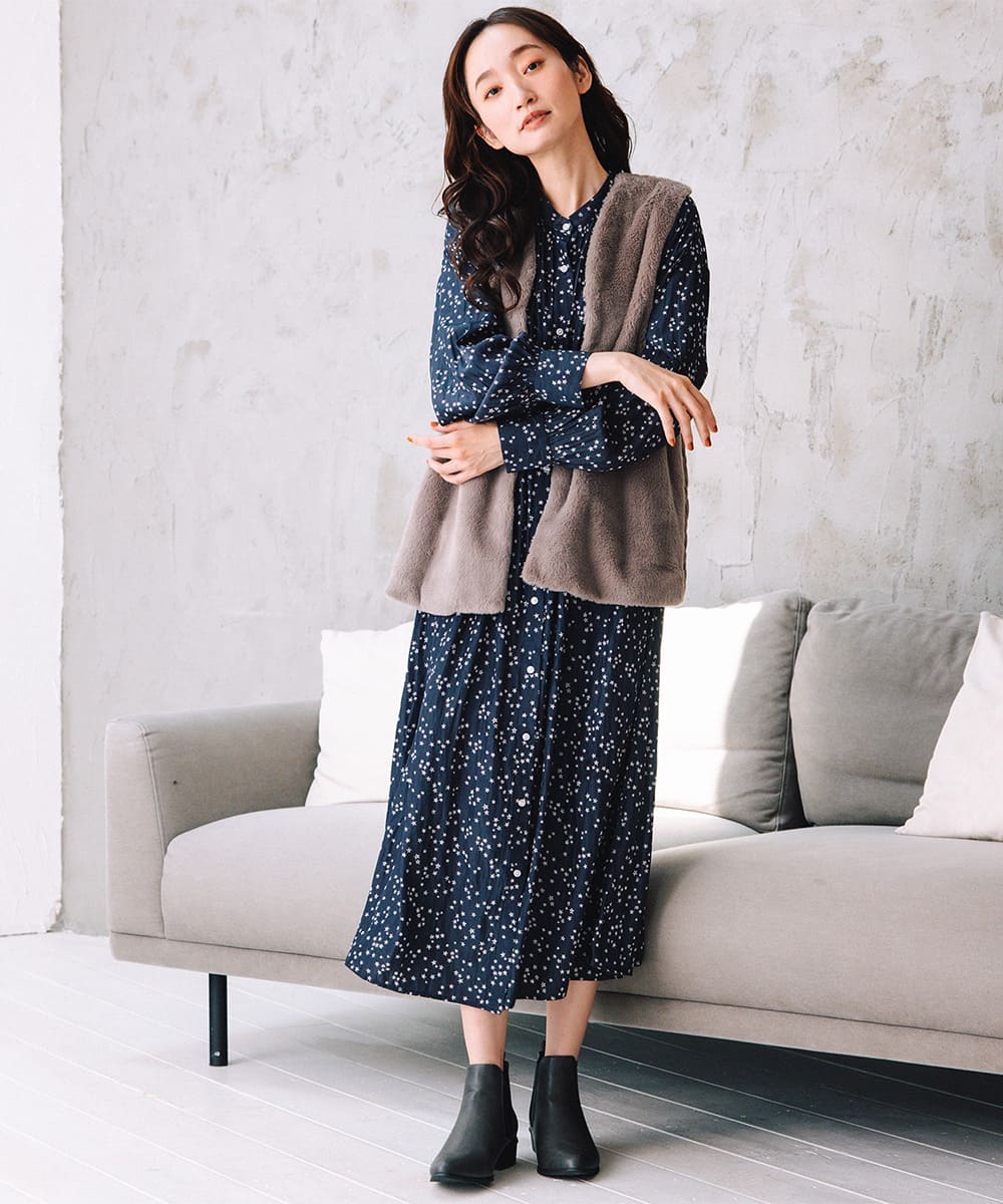 パウダーサテンスタープリントワンピース