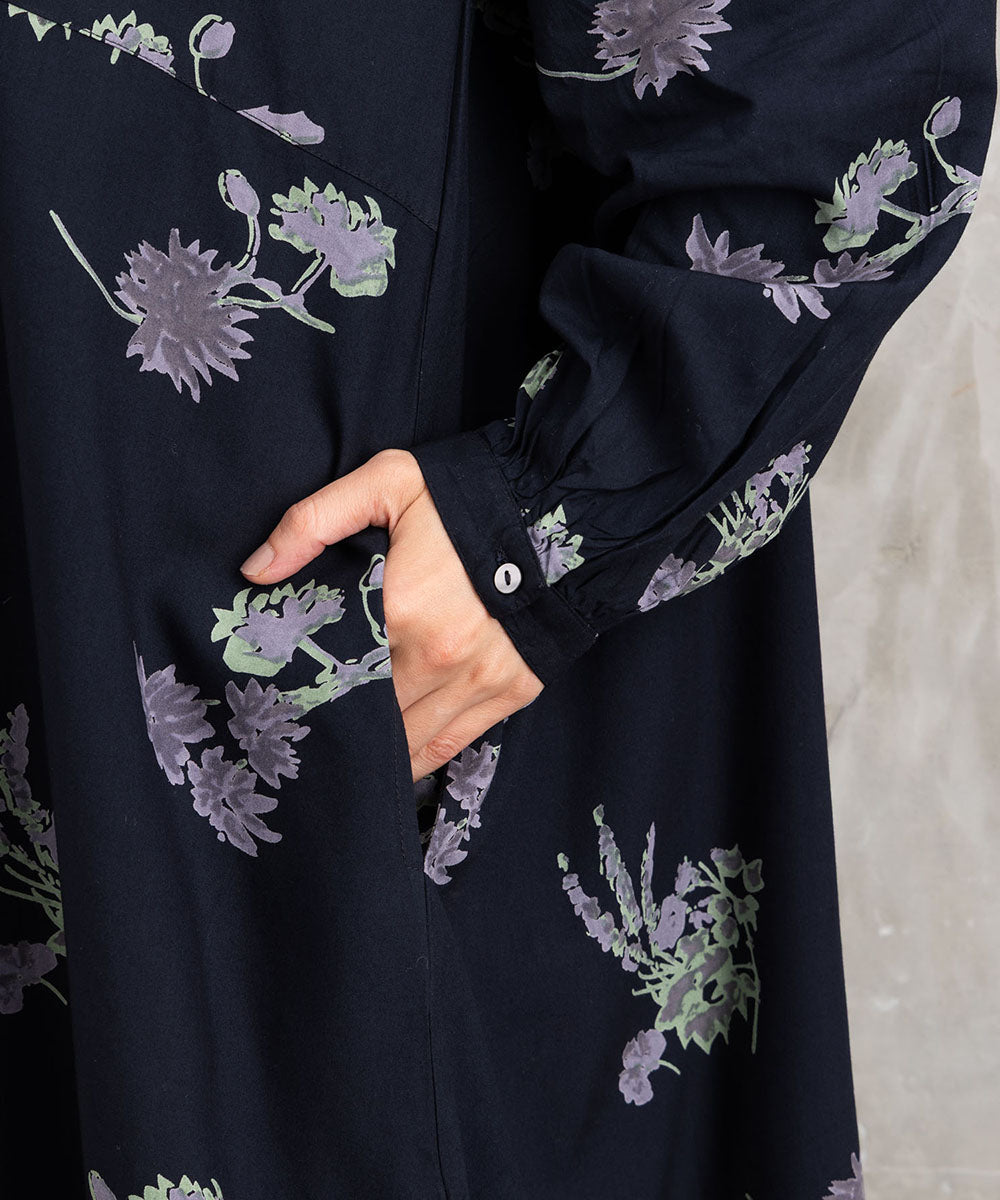 INDESIGN フラワープリントピンタックワンピース