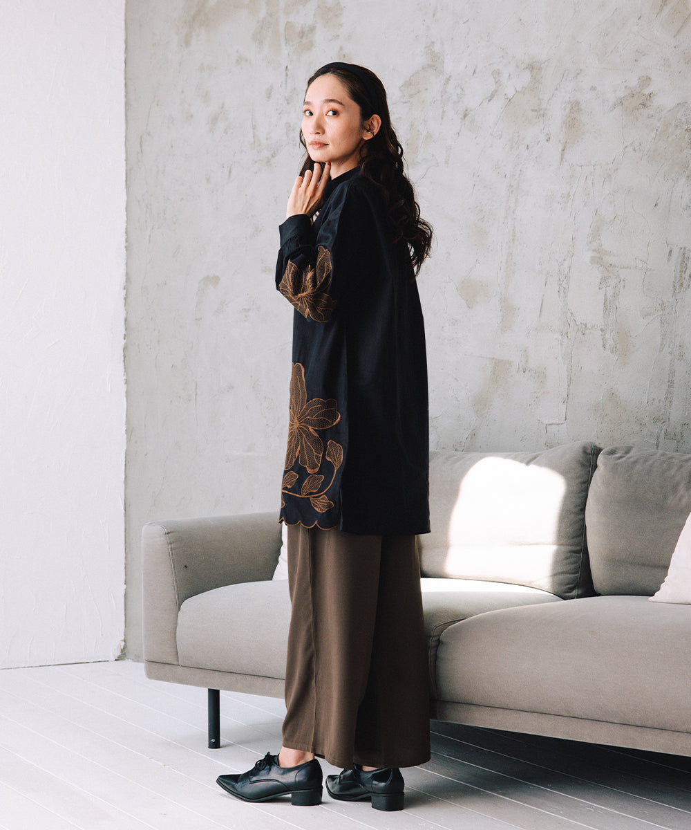 21号(6L～) INDESIGN フラワーエンブロイダリーシャツチュニック