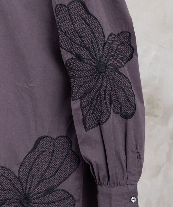 INDESIGN フラワーエンブロイダリーシャツチュニック
