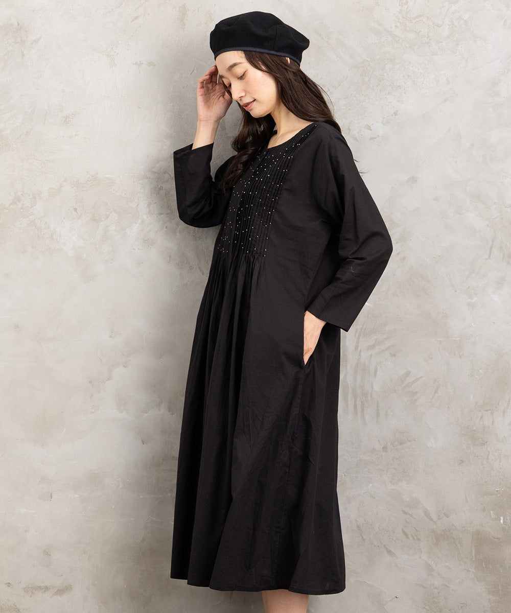 INDESIGN ビーズラインピンタックワンピース