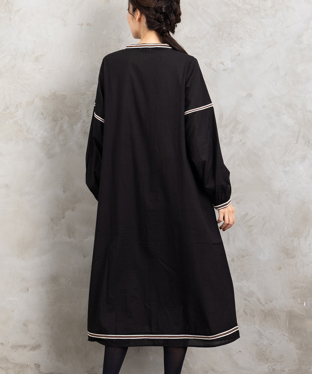 INDESIGN コードエンブロイダリーカフタンワンピース