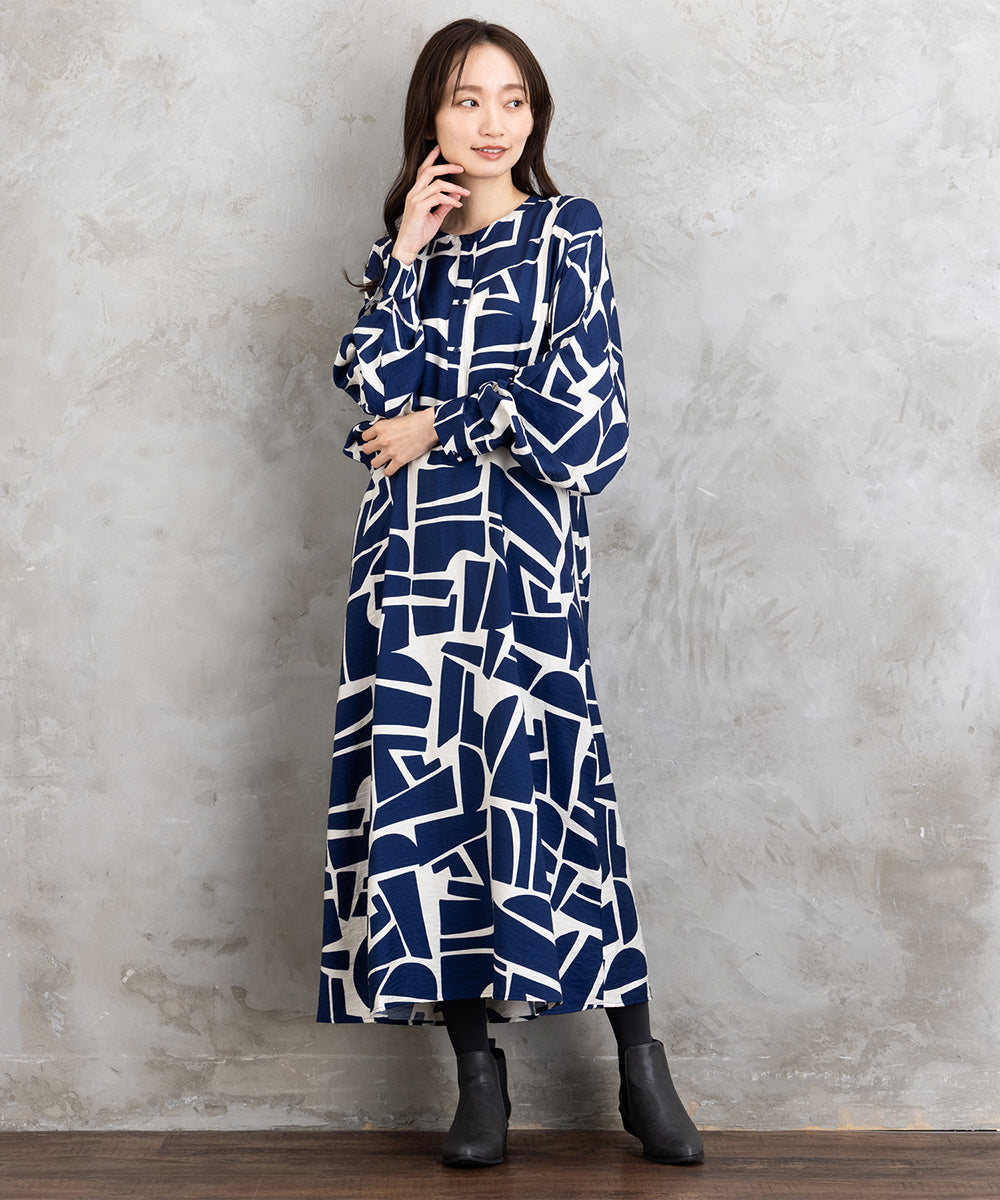 30-9668 b.young [リミサロ]ジオメトリックプリントワンピース