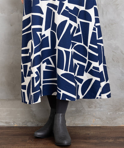 30-9668 b.young [リミサロ]ジオメトリックプリントワンピース