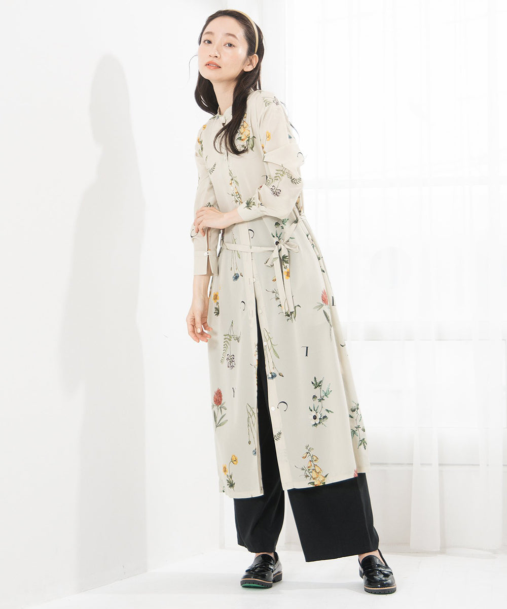 LIYOCA ボタニカルプリントデシンワンピース