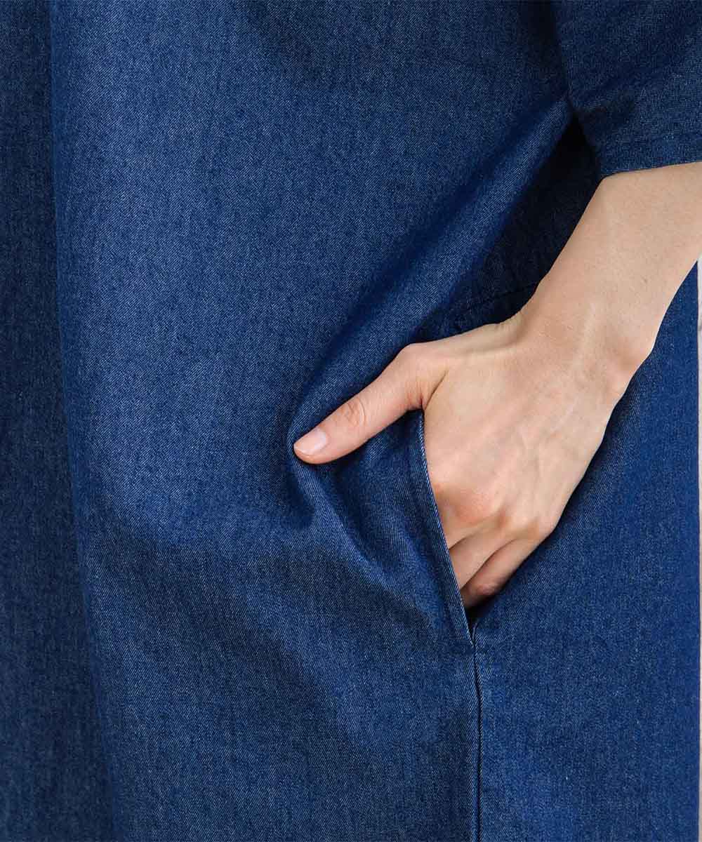 INDESIGN ワンポイントフラワーエンブロイダリーデニムワンピース