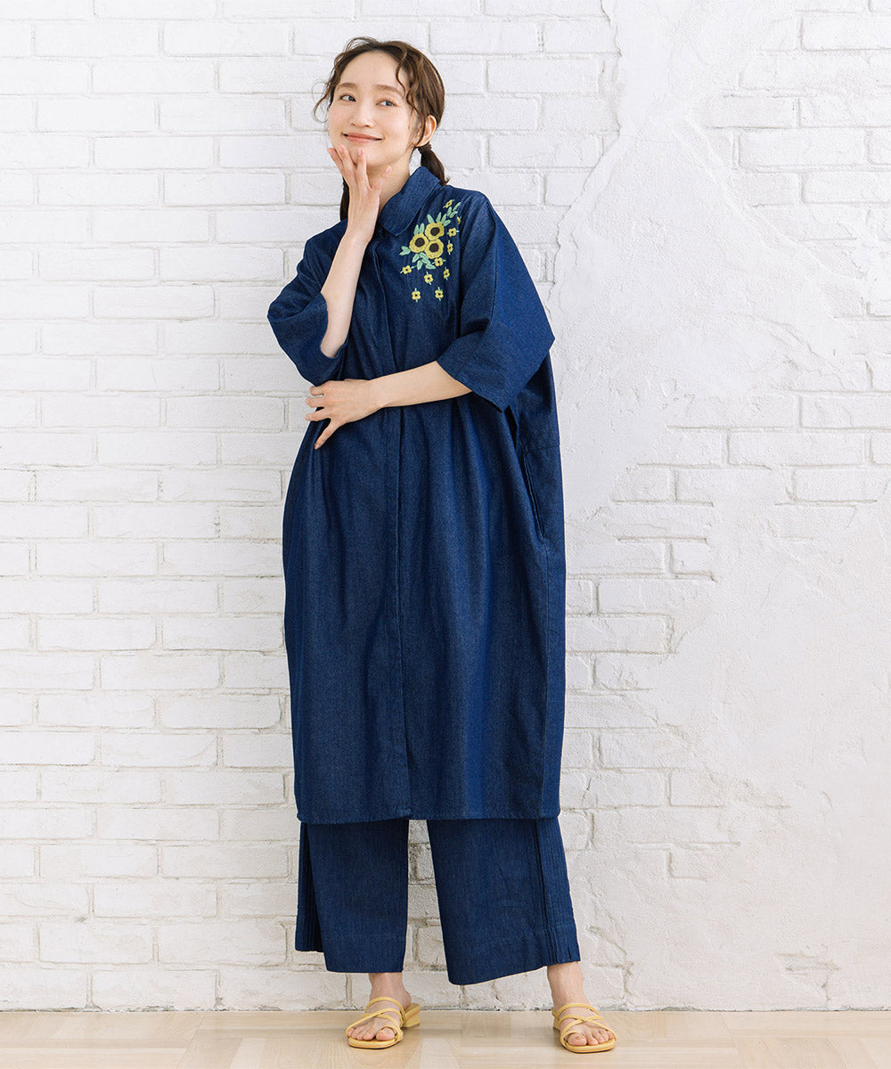 INDESIGN ワンポイントフラワーエンブロイダリーデニムワンピース