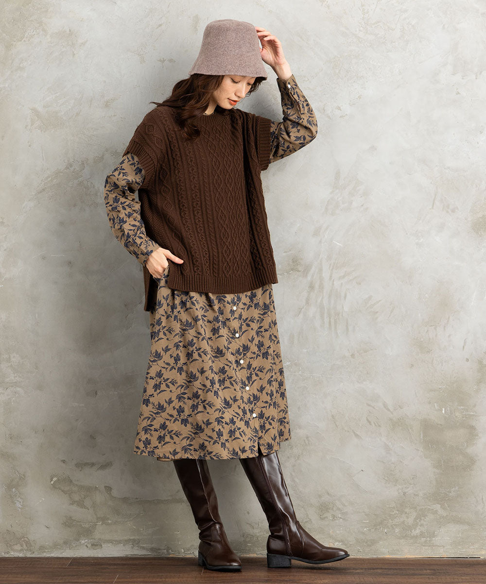 INDESIGN ケーブルニットベスト×ボタニカルワンピースアンサンブル