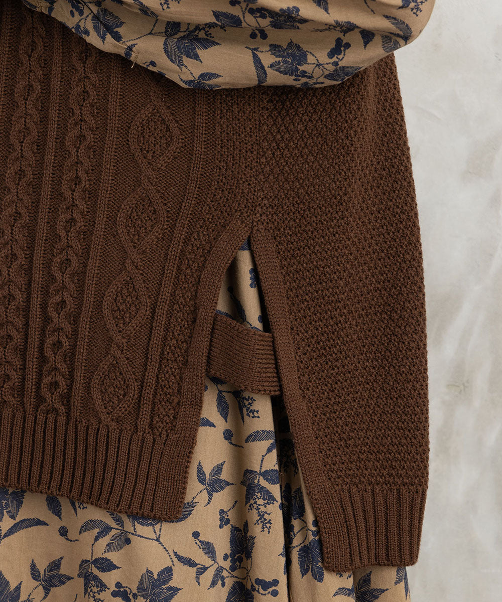 INDESIGN ケーブルニットベスト×ボタニカルワンピースアンサンブル