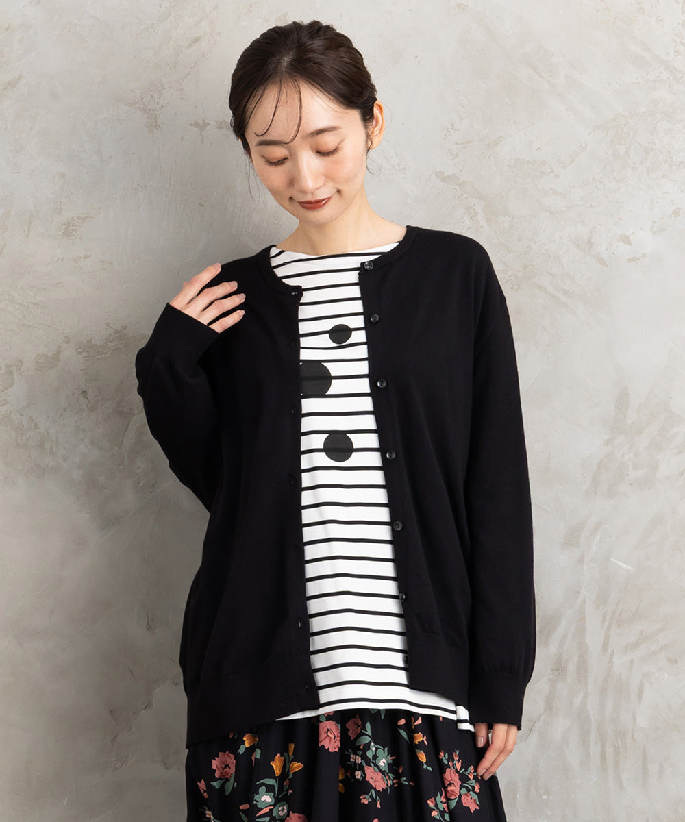 クルーネックカーディガン