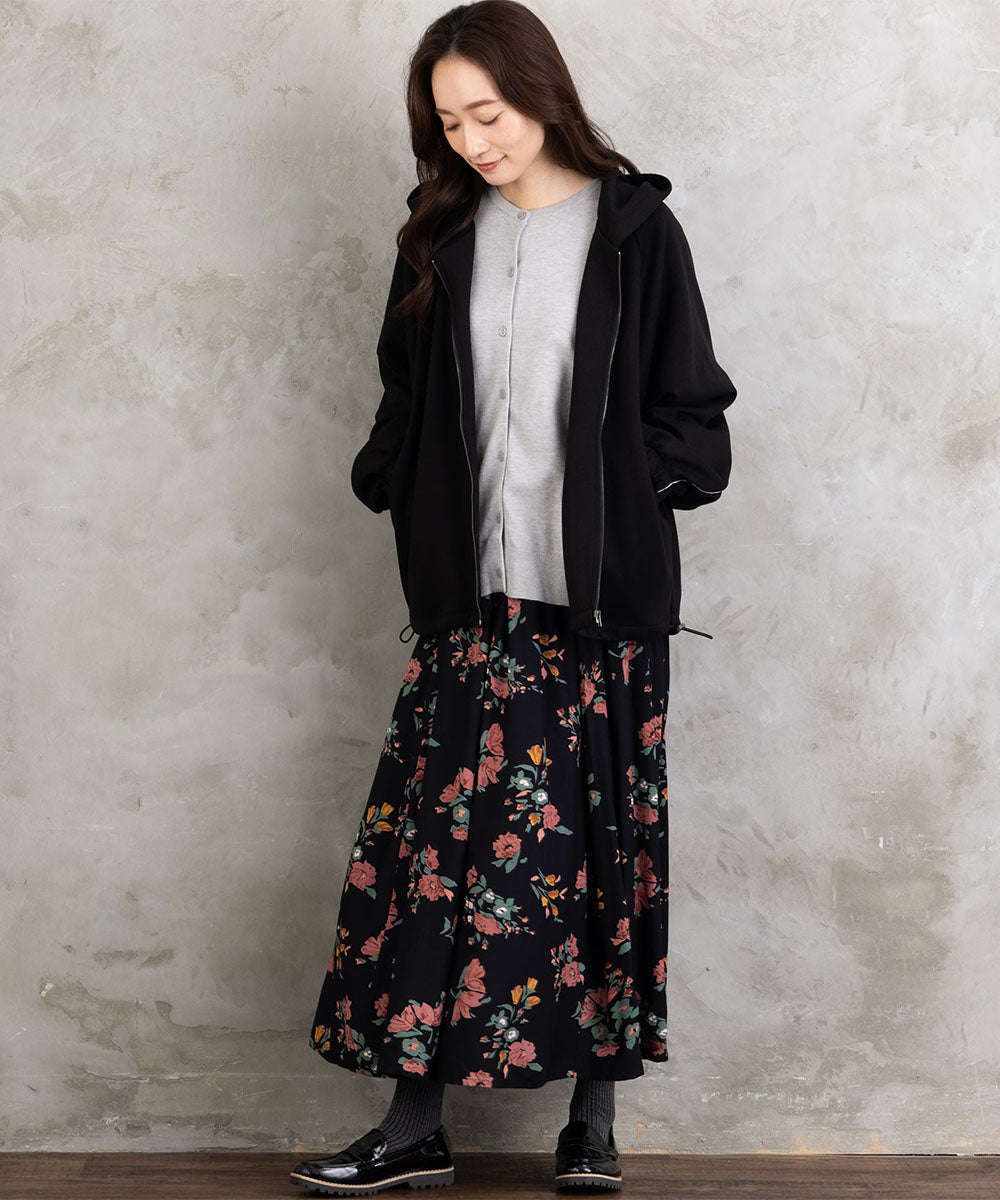 クルーネックカーディガン