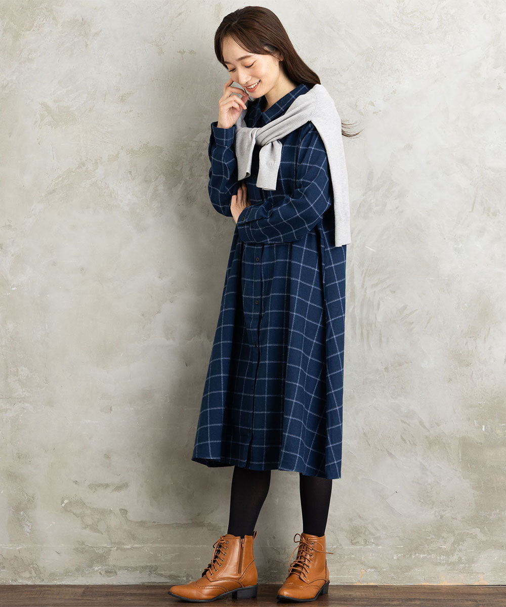 クルーネックカーディガン