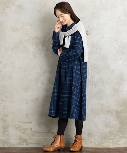 クルーネックカーディガン