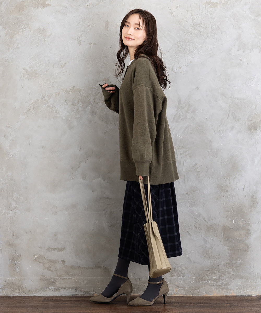 クルーネックカーディガン【先行予約】