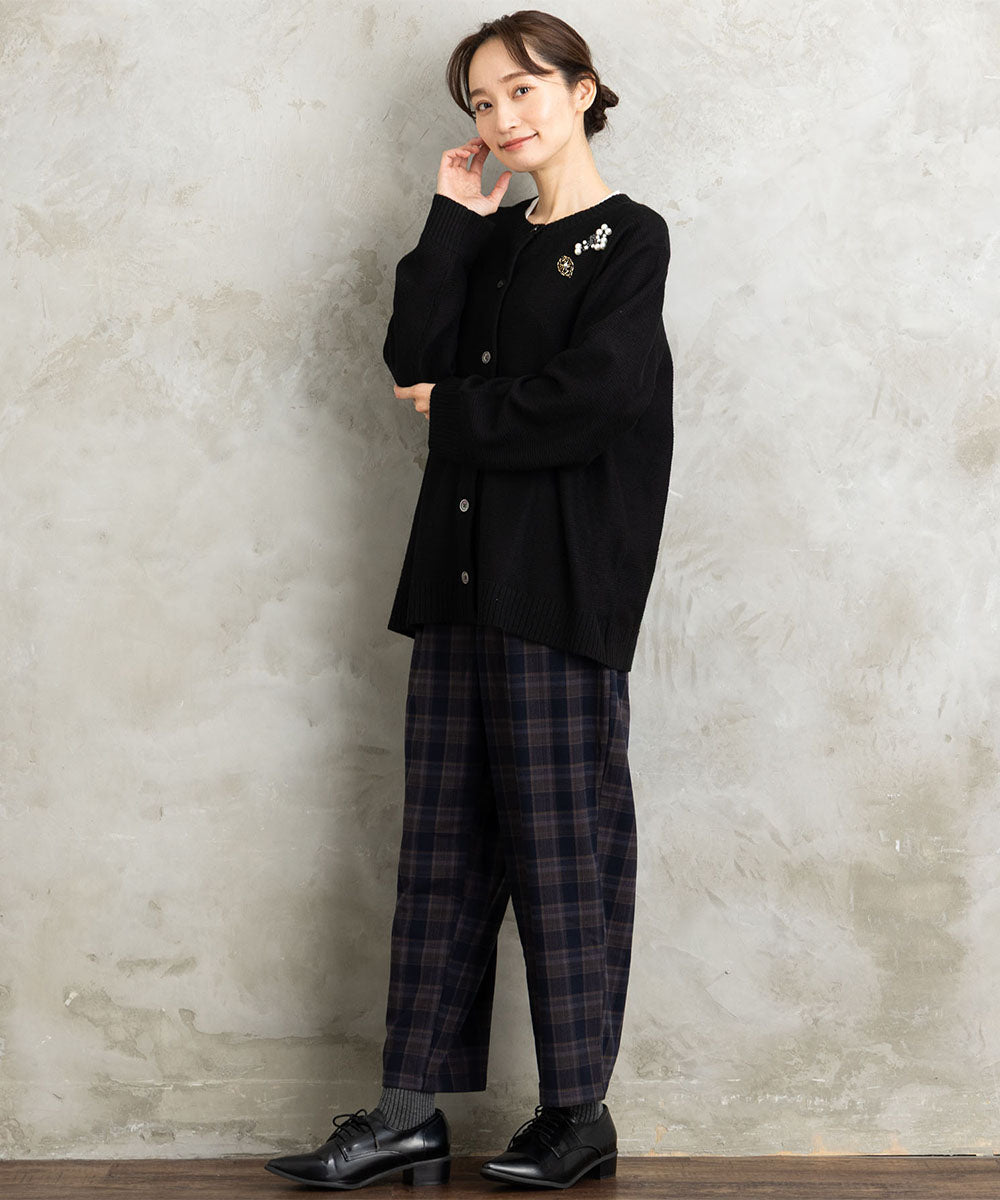 (ロジーク) [30th]ビジューブローチライクニットカーディガン